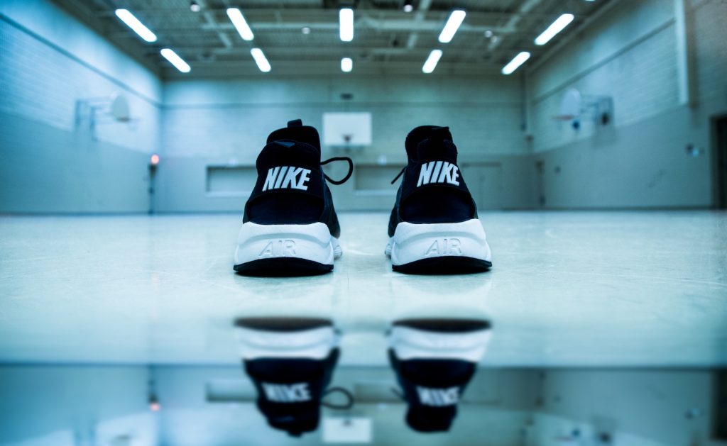 Nike to Stop Selling Shoes and Clothing on Amazon