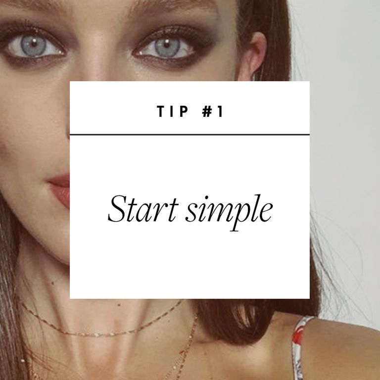 How to Apply Eyeshadow Like a Professional Makeup Artist